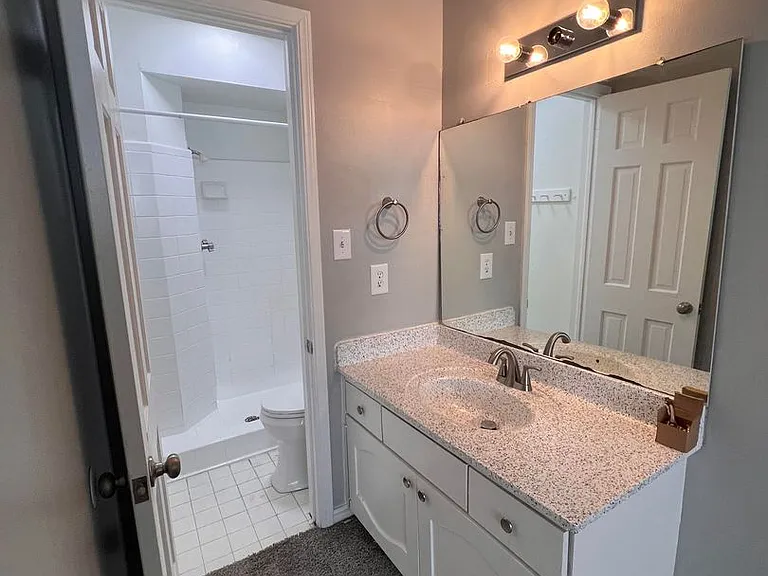 Woodward Park Apartments — Photo 11