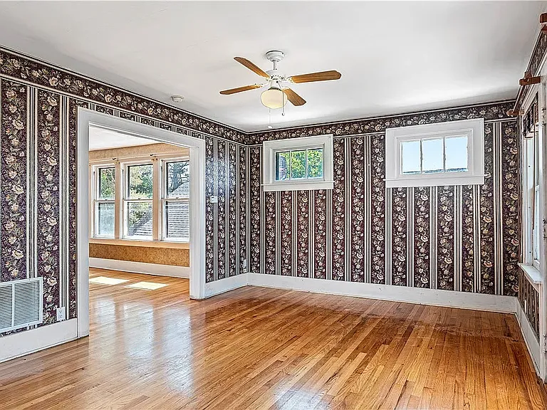 120 Lynch Ave #2 — Photo 2