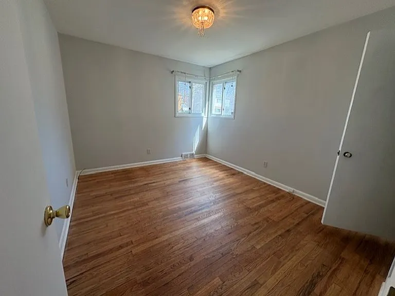 1724-1726 Tanglewood Dr — Photo 11