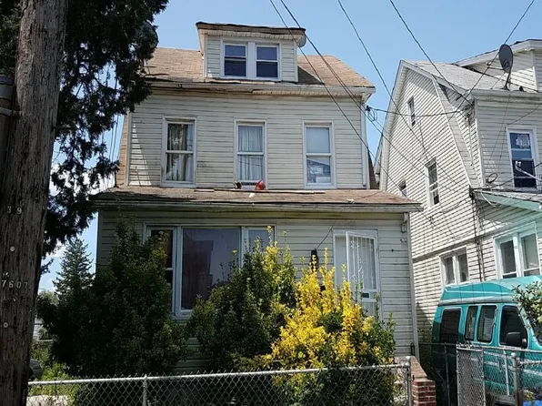 10850 171st Pl, Jamaica, NY 11433
