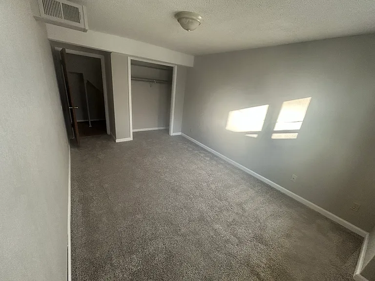 2704 College St #A — Photo 9