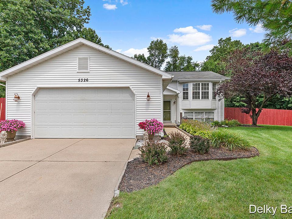 1st image of 5326 Debbie Ct SW