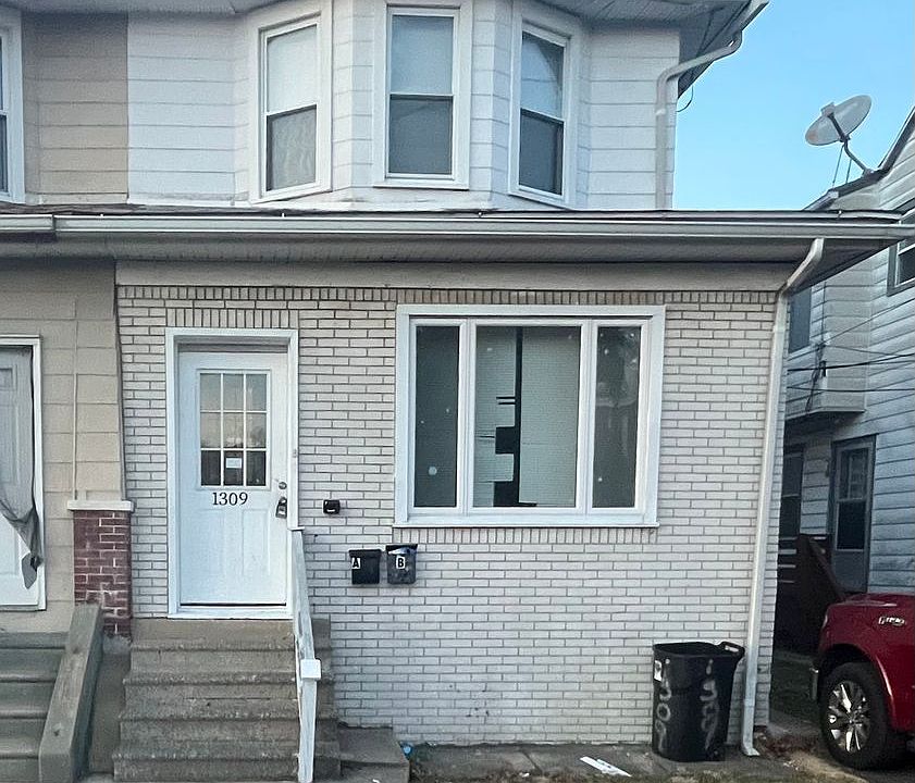 1st image of 1309 Collings Ave APT B