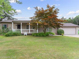 940 Sebek St, Oxford, MI 48371