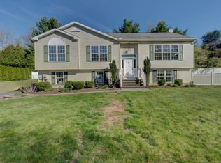 1060 New Haven Rd, Durham, CT 06422