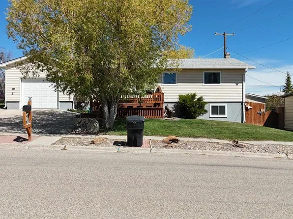 715 Emerald St, Kemmerer, WY 83101