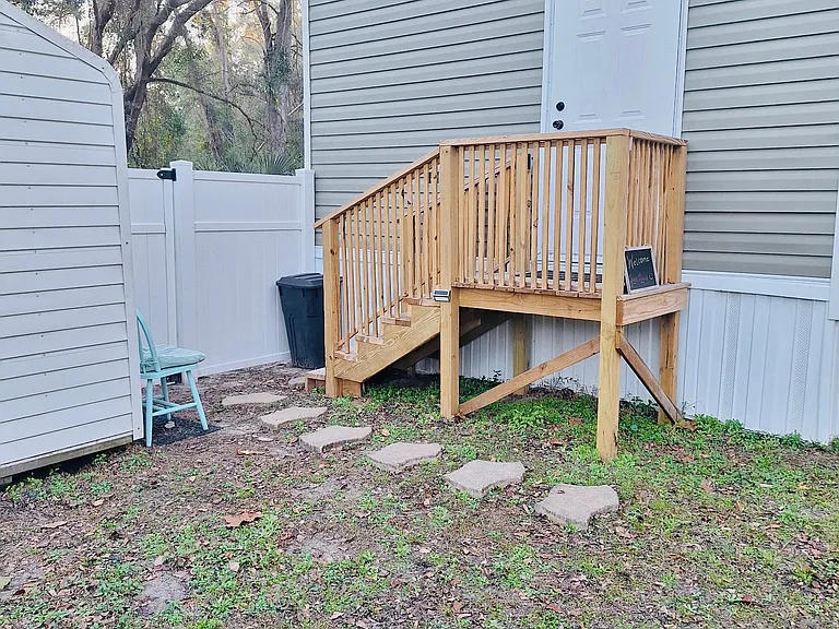 NW Austin Way — Photo 8
