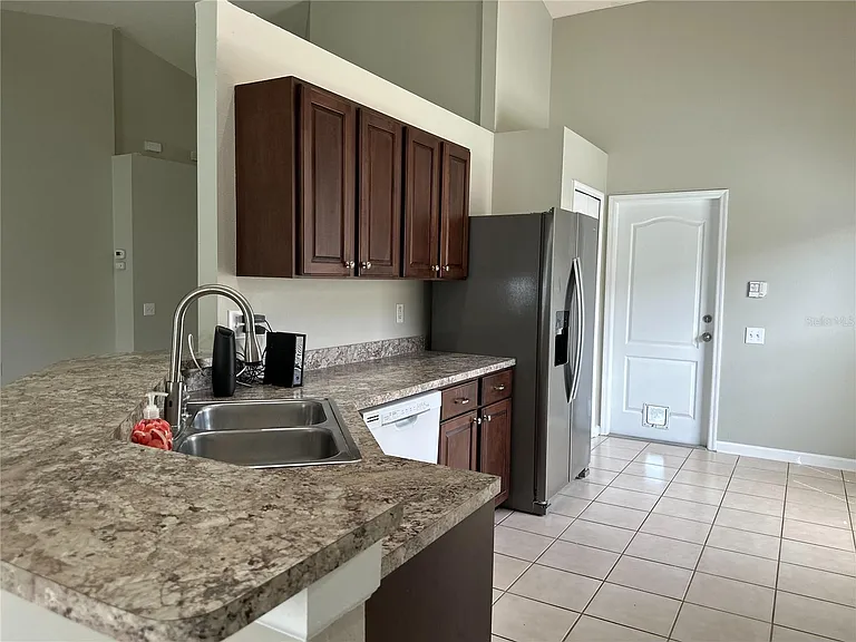 30747 Burleigh Dr — Photo 6