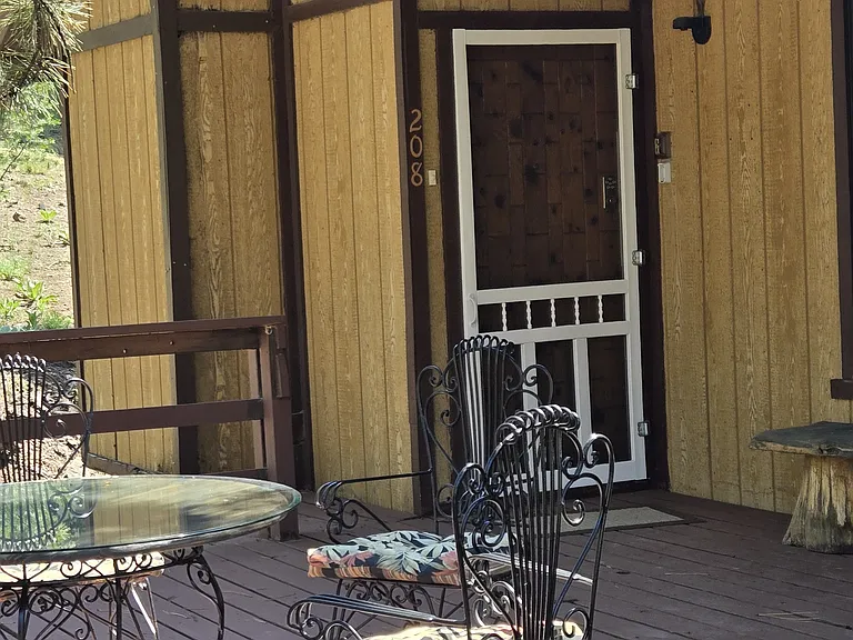 208 Chaves Rd — Photo 1