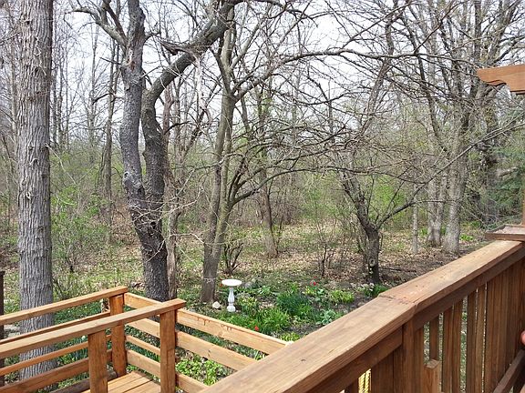 5th image of 2903 Deerpath Ln