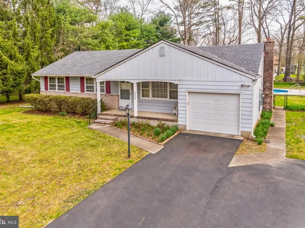 2335 S Brookfield St, Vineland, NJ 08361