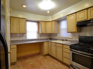 8013 S Maplewood Ave, Chicago, IL