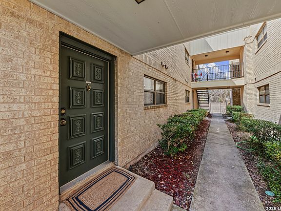 2nd image of 11843 Braesview #2101