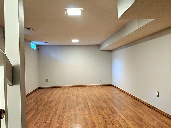3rd image of 32724 Washington Ct #24