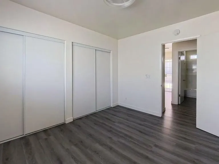 33056 Adelfa St — Photo 7
