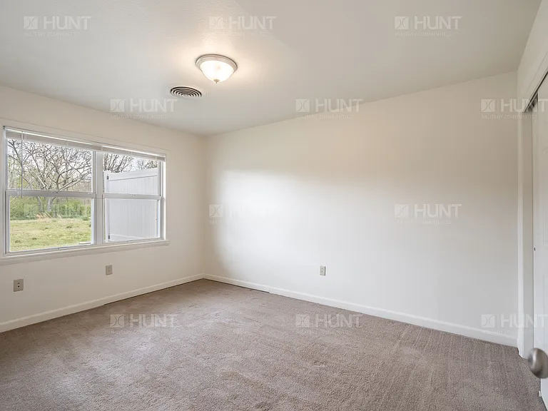 126 Idaho Cir — Photo 10