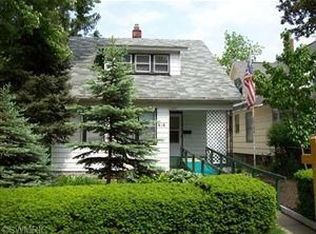 418 22nd St N, Springfield, MI 49037