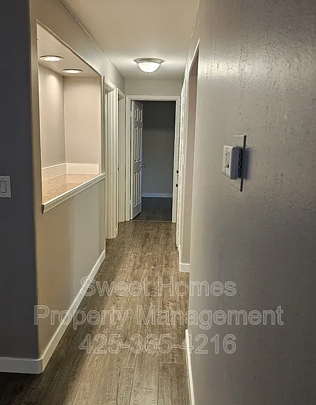 12828 111th Ave NE — Photo 16