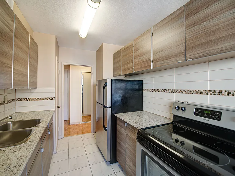 44 Dunfield Ave — Photo 22