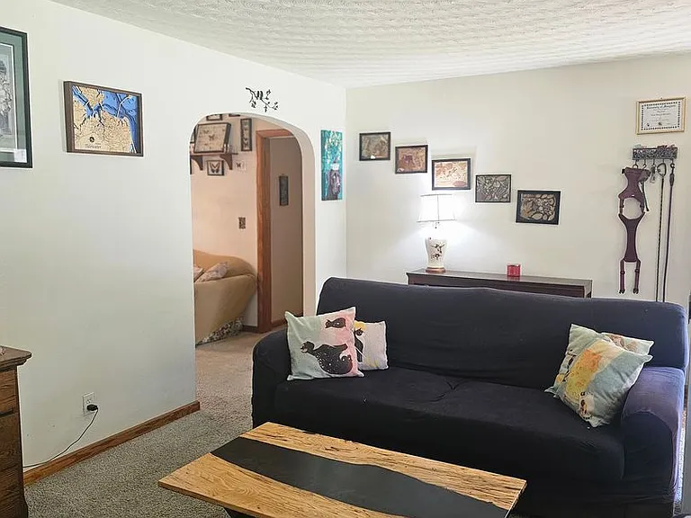 309 Lenore Trl — Photo 3