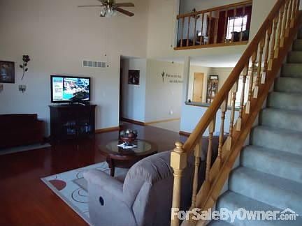 Large eat-in kitchen
						:
						features a walk-in pantry and many cabinets for storage space. Cook top stove