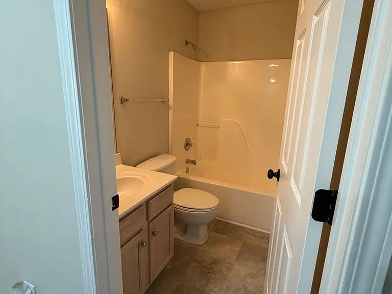 2924 Little Stream Ct — Photo 16
