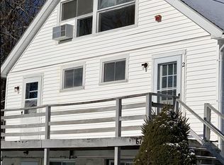 67 Curve St APT 1, Millis, MA 02054