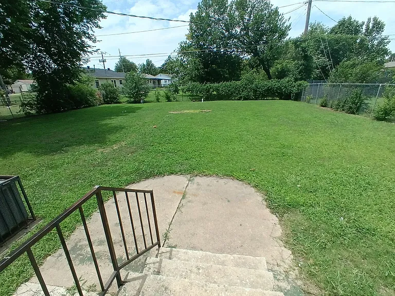 1405 Sandra Dr — Photo 27