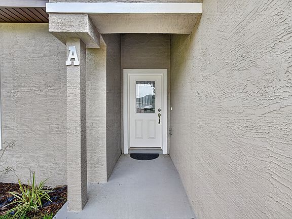 4th image of 44 Regency Dr #A