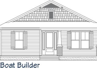 2001 Warbler St, Panama City, FL 32405