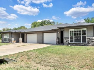 1027-1029 N H St, Wellington, KS 67152