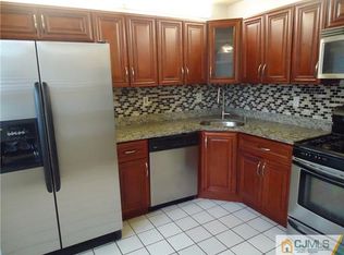 49 Goodwin Dr, North Brunswick, NJ