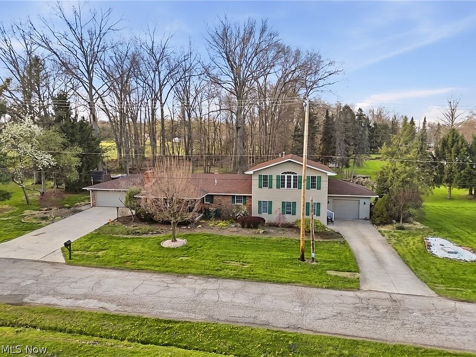 1st image of 2943 Forest Ave