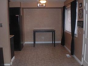 4th image of 1417 W 7th Ave