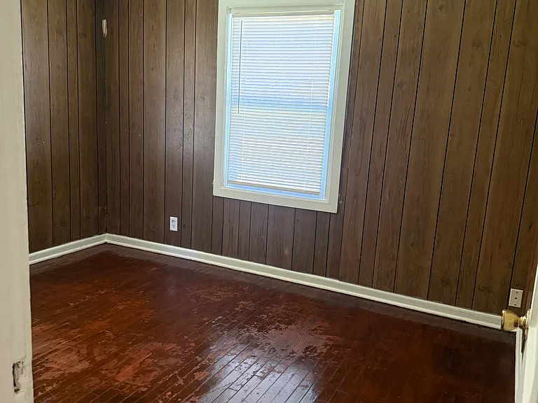 289 NE Sumner St — Photo 6