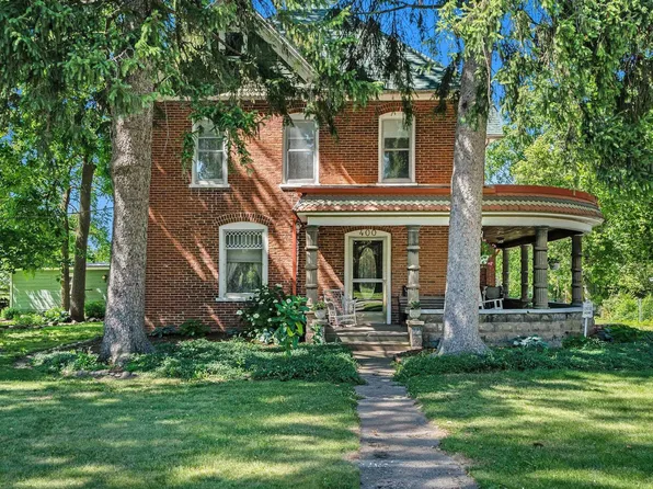 400 W Waterford St, Wakarusa, IN 46573