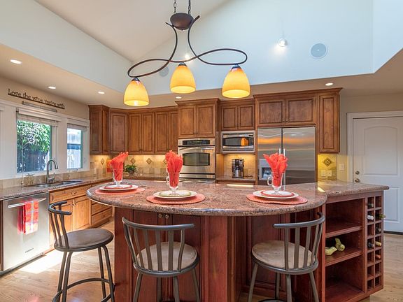 3rd image of 309 Westhill Dr