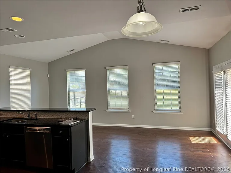 350 River Oak St — Photo 13