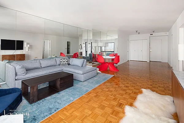 Rented by Keller Williams NYC | media 12