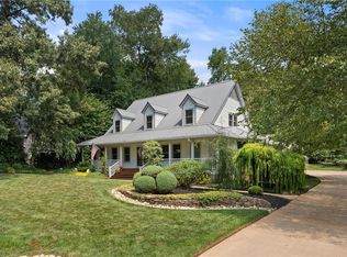 3805 Waldenbrook Rd, Greensboro, NC 27407