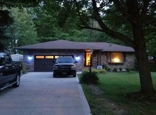 5210 Chestnut Rd, Independence, OH 44131