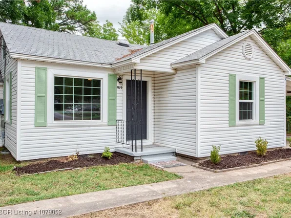 919 Knoxville St, Fort Smith, AR 72901