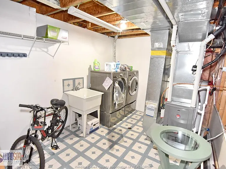 1003 Silverdale Dr #B — Photo 8
