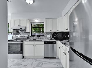 498 NE 42nd St, Boca Raton, FL 33431