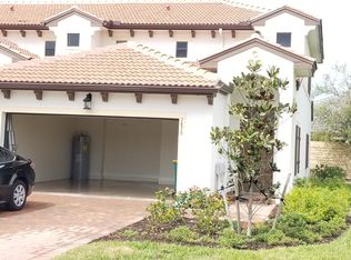 7879 Bristol Cir, Naples, FL 34120