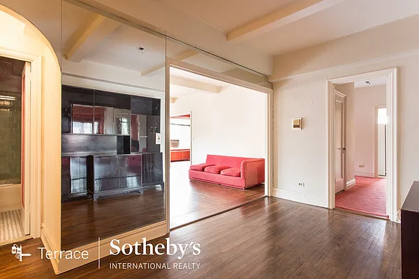 Sold by Terrace Sotheby's International Realty | media 30