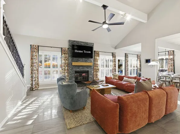 12511 Chapel Bell St #Id1465400p, San Antonio, TX 78230