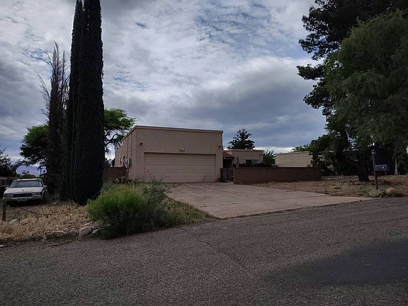 3rd image of 1180 Avenida Leon #B
