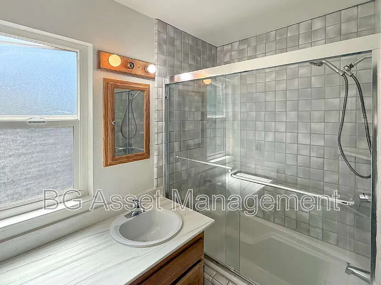 2672 Doidge Ave — Photo 28
