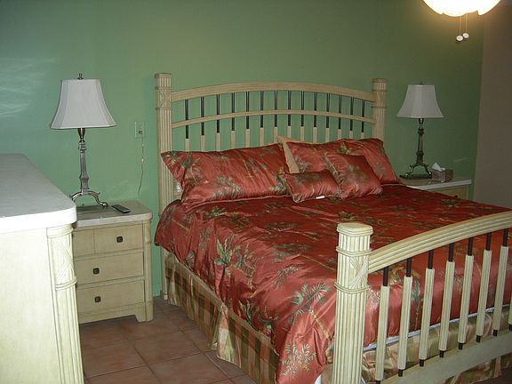 5th image of 71 Miramar St